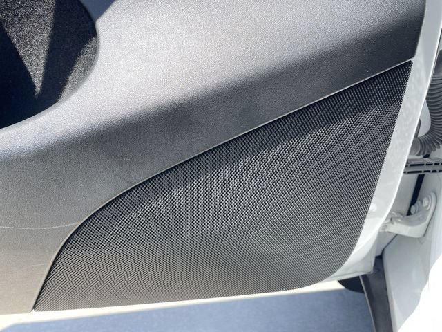 Used 2023 Tesla Model Y Long Range AWD/4WD image 25