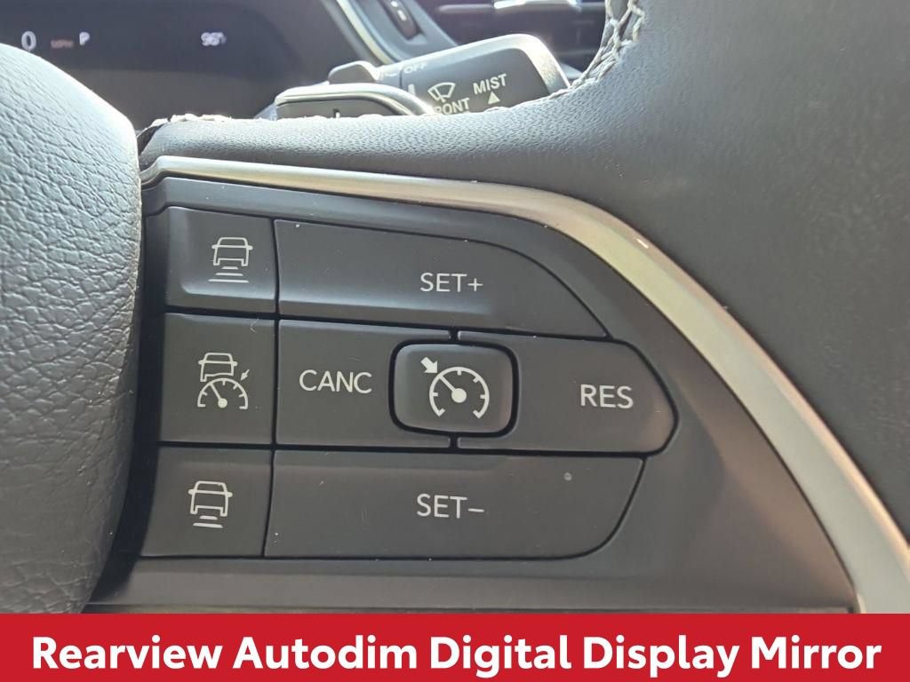Used 2023 Jeep Grand Cherokee Limited w/ Luxury Tech Group II RWD image 24