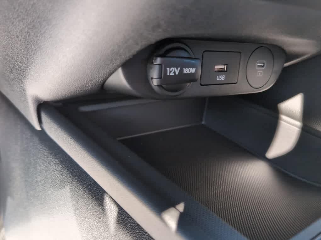 New 2026 Hyundai Elantra SE FWD image 33