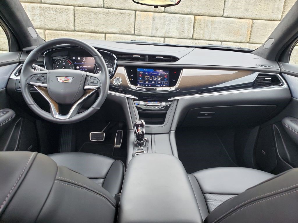 Certified 2024 Cadillac XT6 Sport w/ Platinum Package image 21