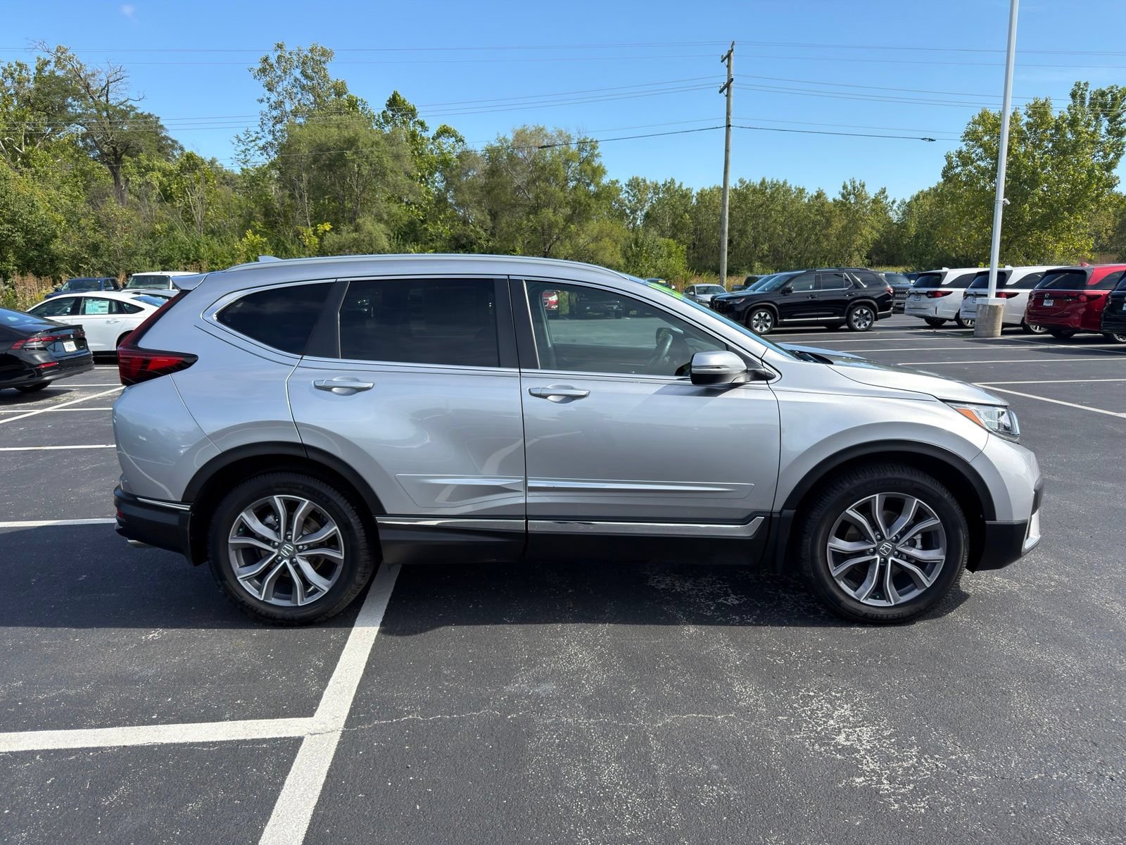 Used 2020 Honda CR-V Touring image 9