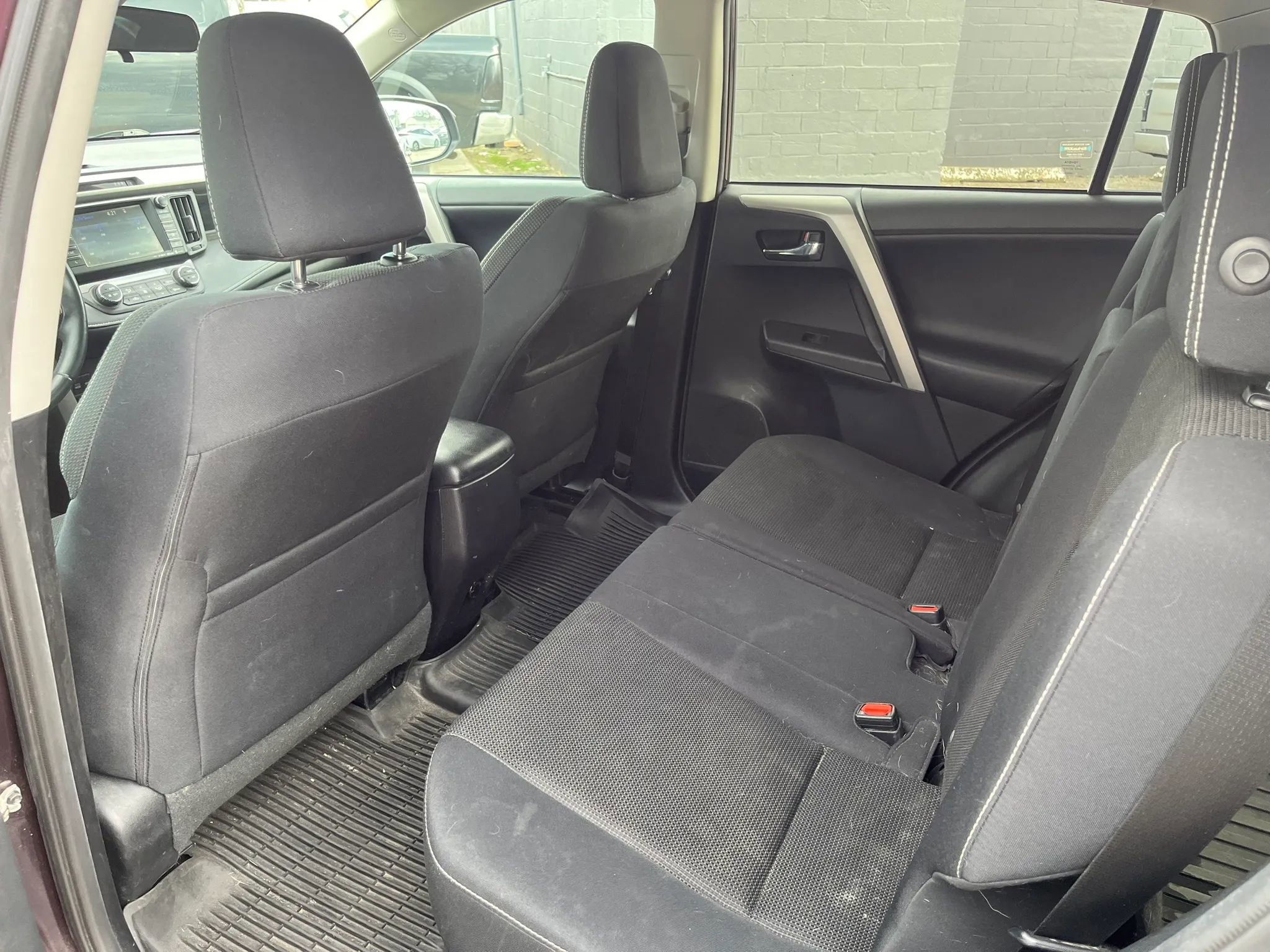 Used 2017 Toyota RAV4 XLE image 13