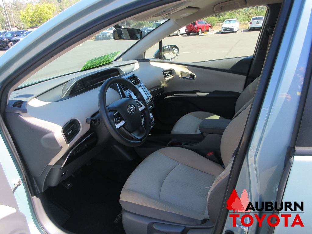 Used 2016 Toyota Prius Two image 28