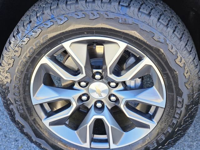 Used 2024 Chevrolet Silverado 1500 LT image 10
