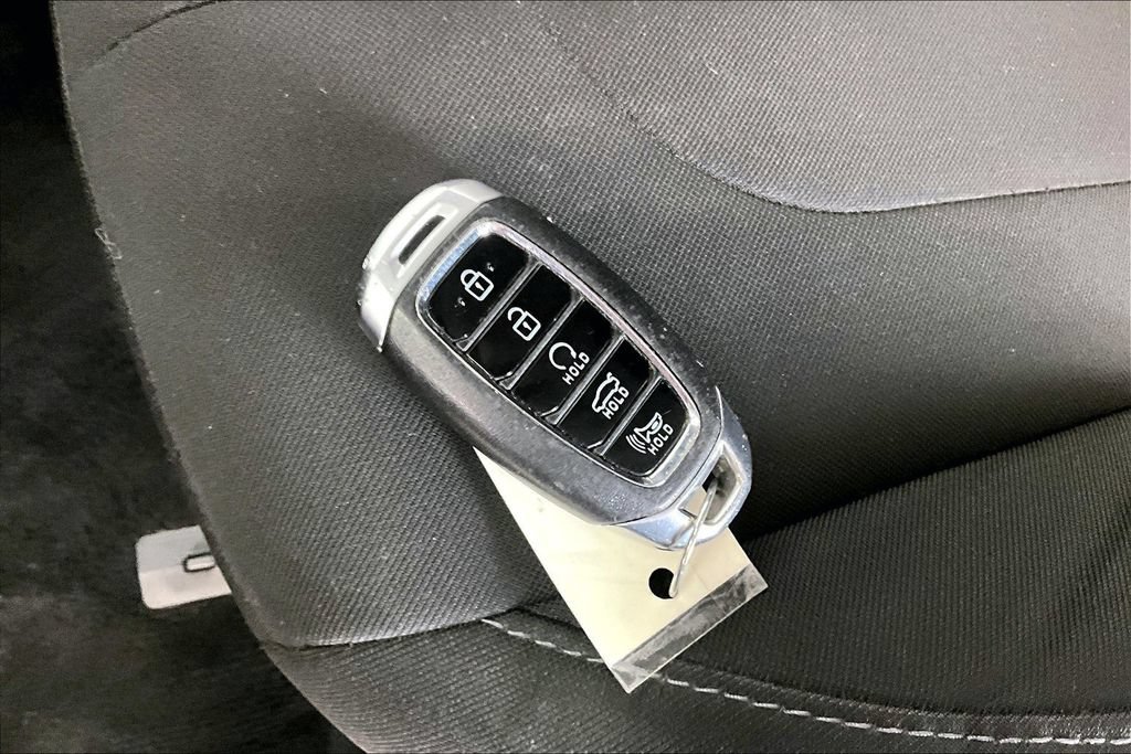 Certified 2021 Hyundai Elantra SEL FWD image 10