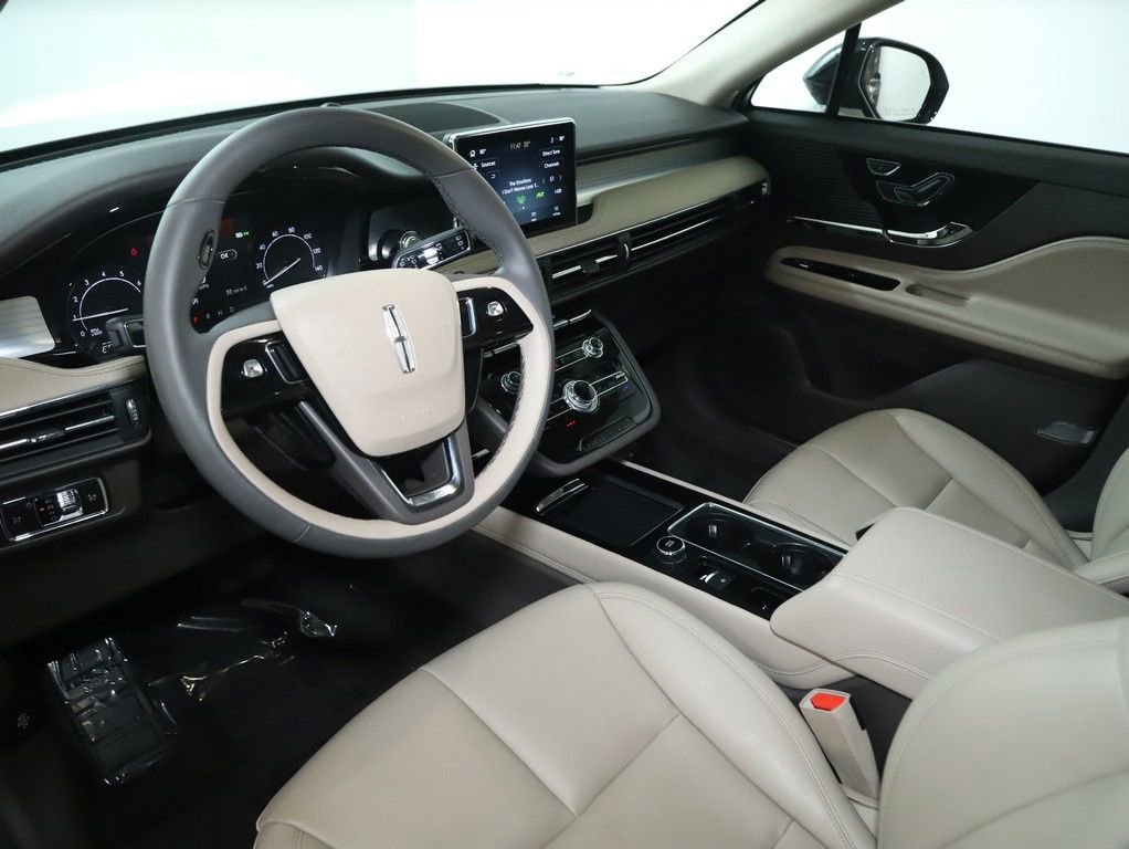 Certified 2022 Lincoln Corsair FWD image 18