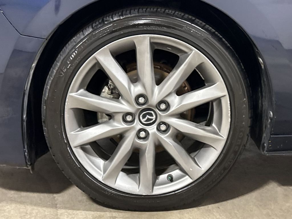 Used 2019 MAZDA MAZDA3 Sedan image 26