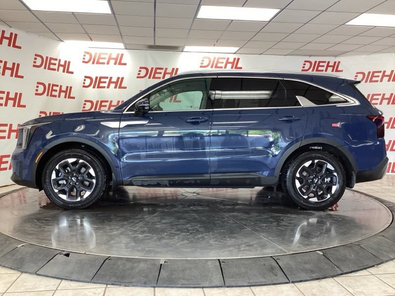 New 2026 Kia Sorento S w/ S Panoramic Sunroof Package FWD image 4