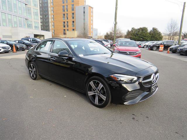 Used 2025 Mercedes-Benz C 300 4MATIC Sedan image 5