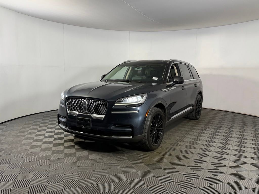 Used 2024 Lincoln Aviator Reserve w/ Equipment Group 201A AWD/4WD image 3