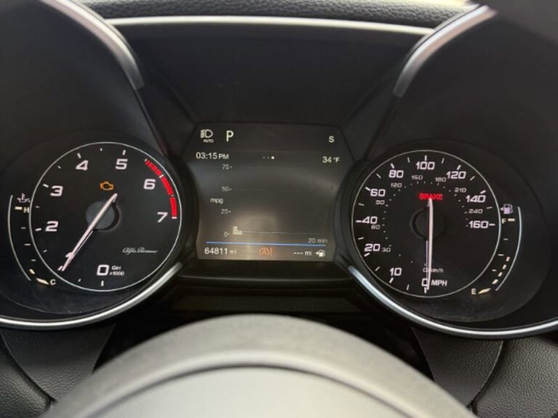 Used 2017 Alfa Romeo Giulia Ti w/ TI 19" Sport Package image 31