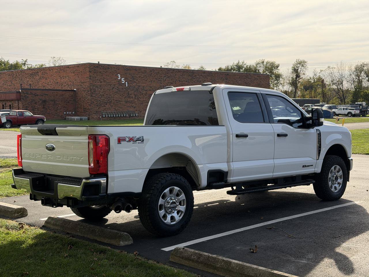Used 2024 Ford F250 XLT w/ FX4 Off-Road Package AWD/4WD image 3