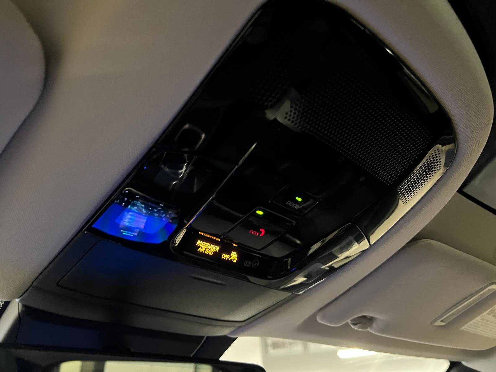 Used 2025 Lexus RZ 450e image 21