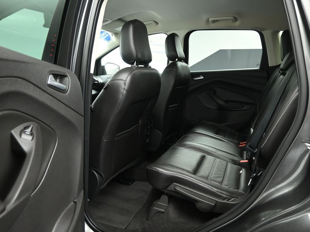 Certified 2018 Ford Escape SEL image 19