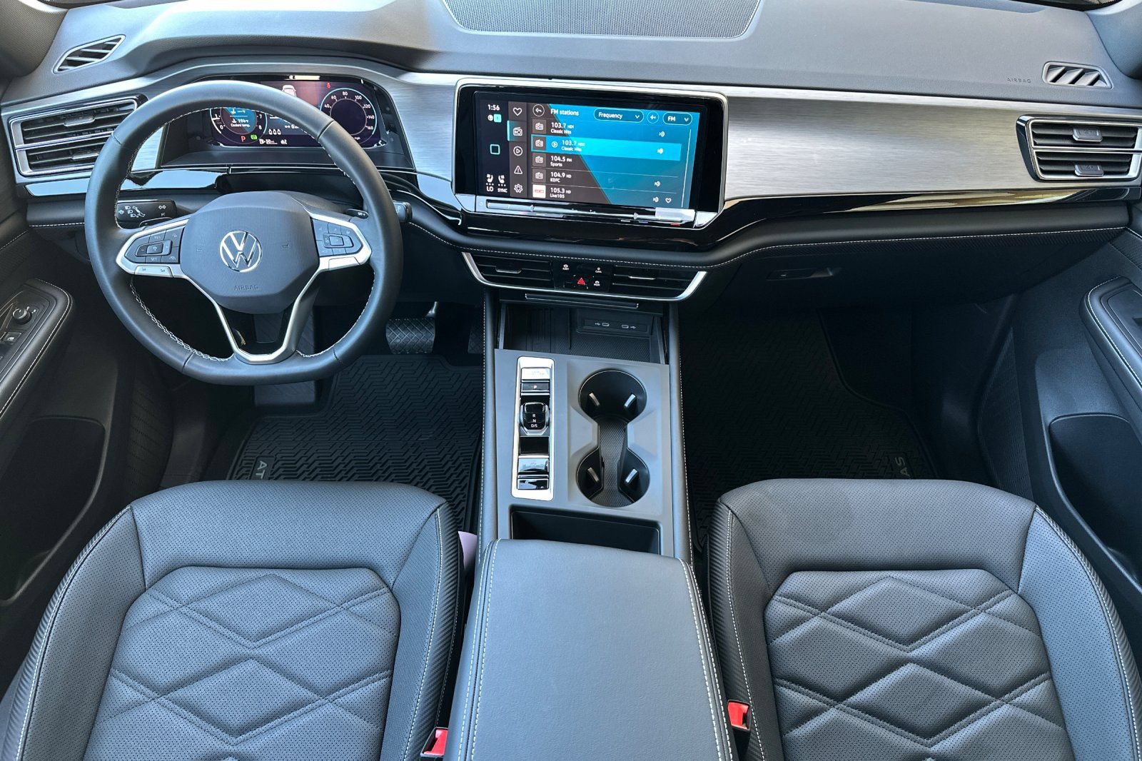 Used 2026 Volkswagen Atlas Cross Sport SE FWD image 13