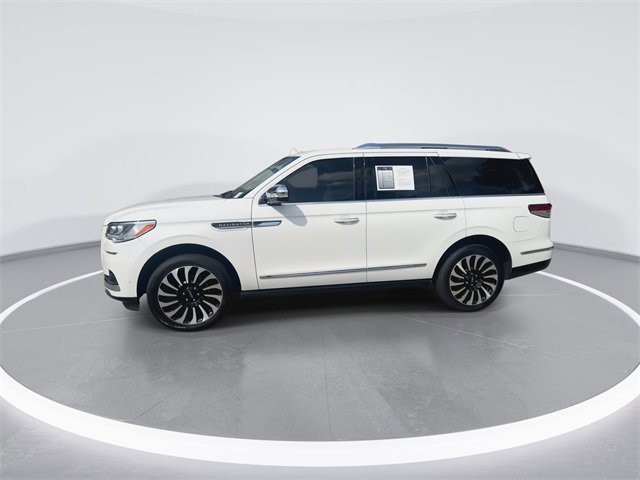 Certified 2024 Lincoln Navigator Black Label image 5