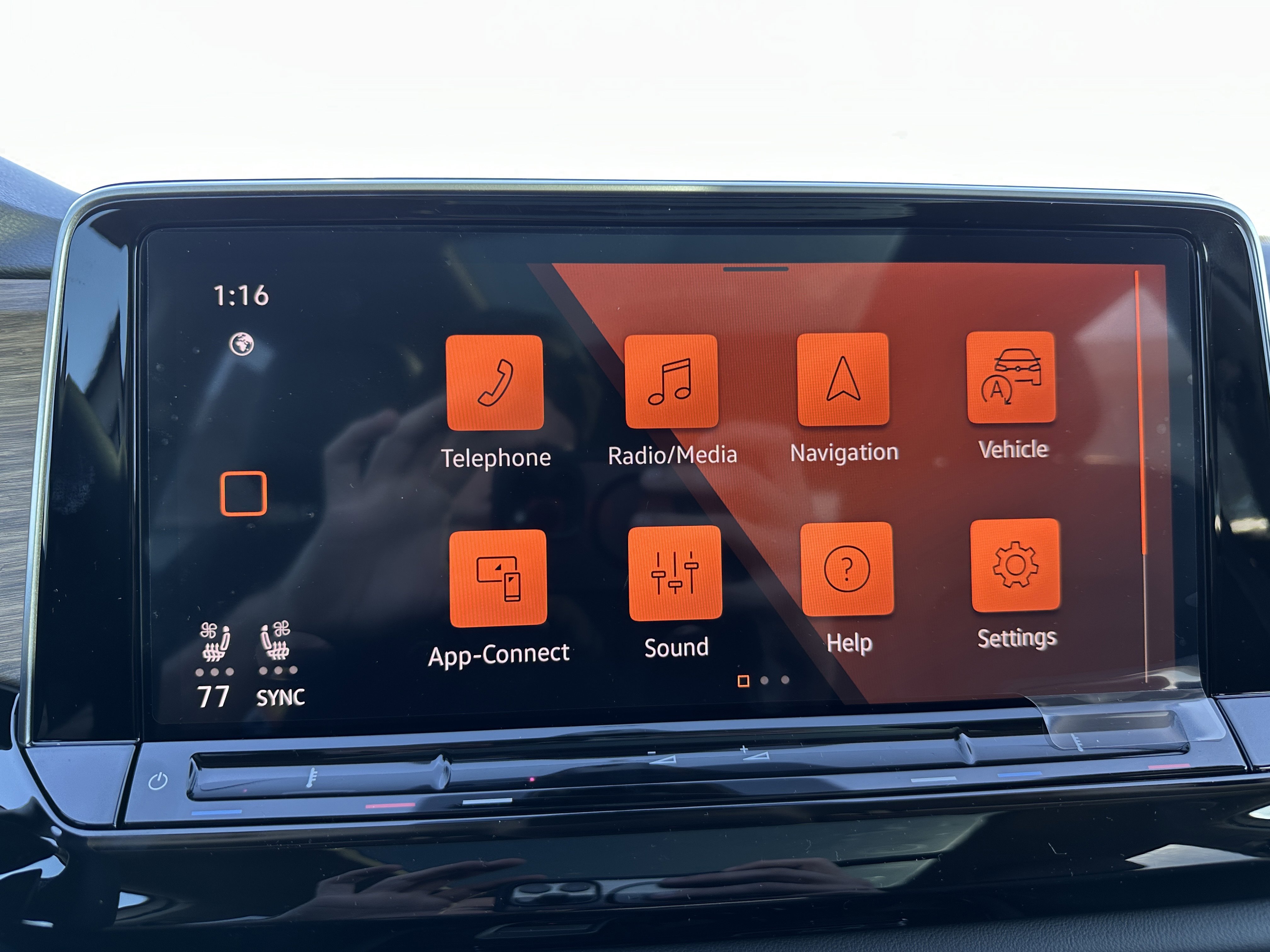 New 2026 Volkswagen Atlas SEL image 16