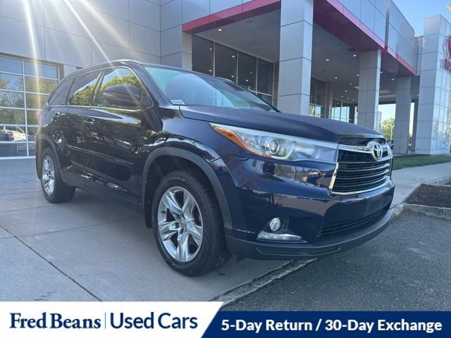 Used 2015 Toyota Highlander Limited AWD/4WD image 1