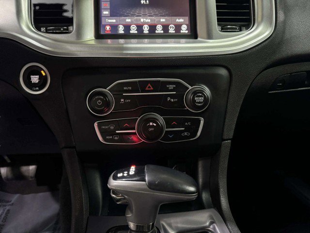 Used 2020 Dodge Charger SXT w/ Leather Interior Group image 19
