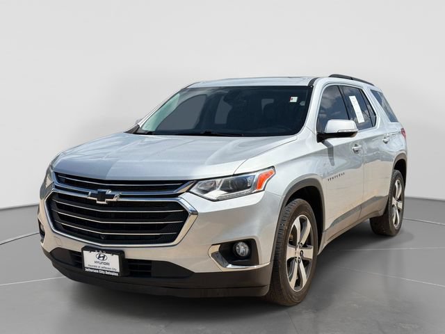 Used 2020 Chevrolet Traverse LT w/ LT Premium Package AWD/4WD image 8