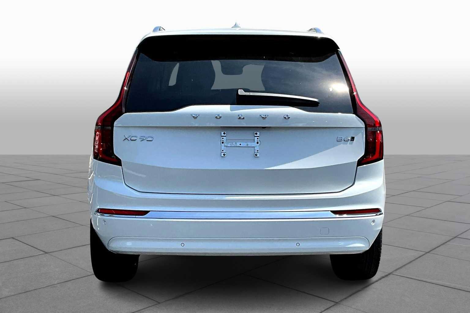 New 2026 Volvo XC90 B6 Ultra w/ Protection Package AWD/4WD image 4