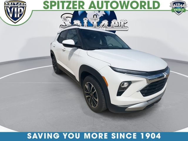 Used 2024 Chevrolet TrailBlazer LT FWD image 2