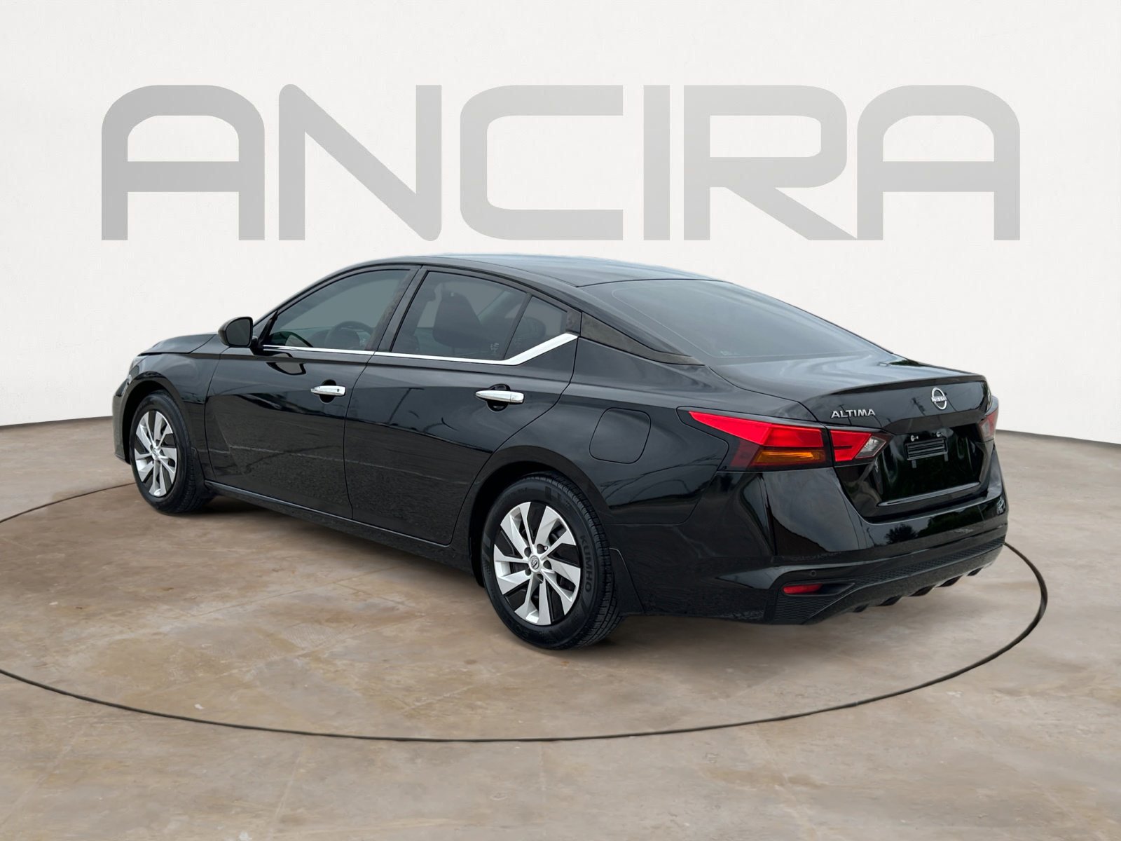 Used 2024 Nissan Altima 2.5 S FWD image 8