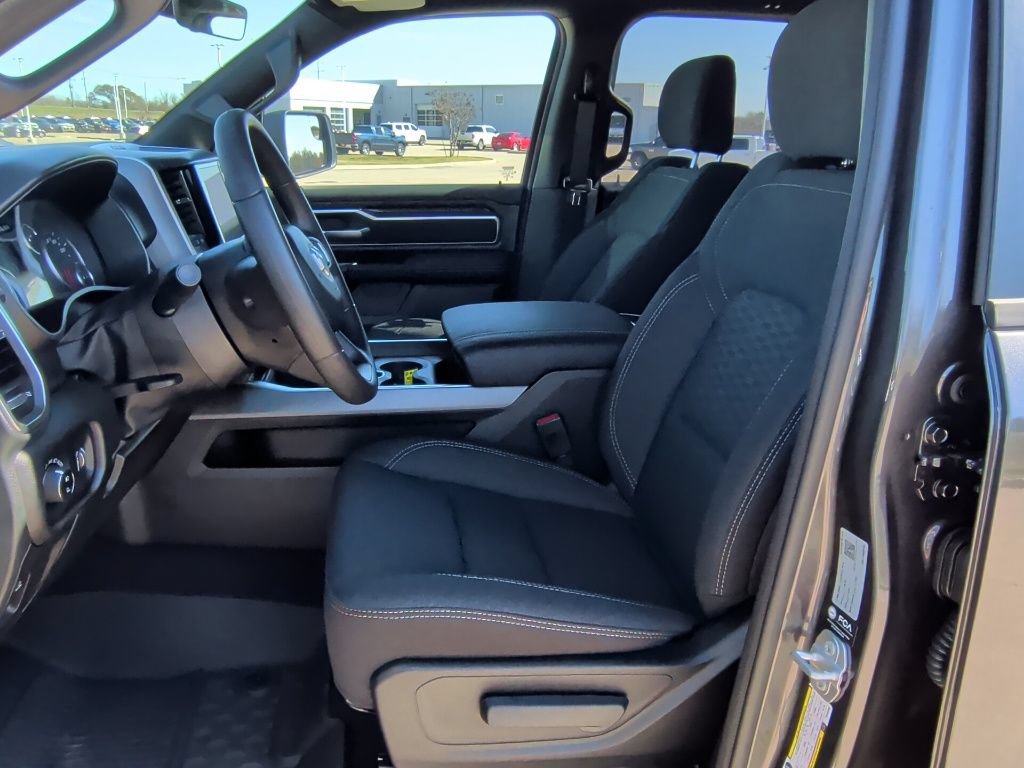 New 2026 RAM 1500 Lone Star w/ Sport Appearance Package AWD/4WD image 12