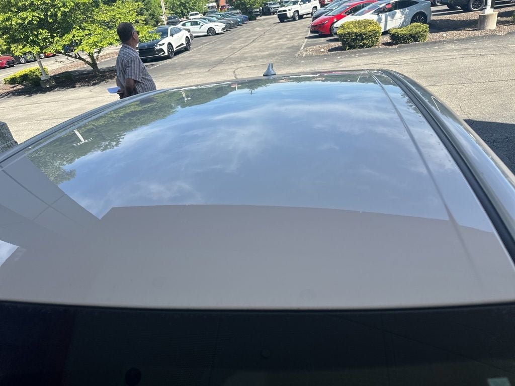 Used 2024 Toyota Camry SE w/ Cold Weather Package FWD image 6