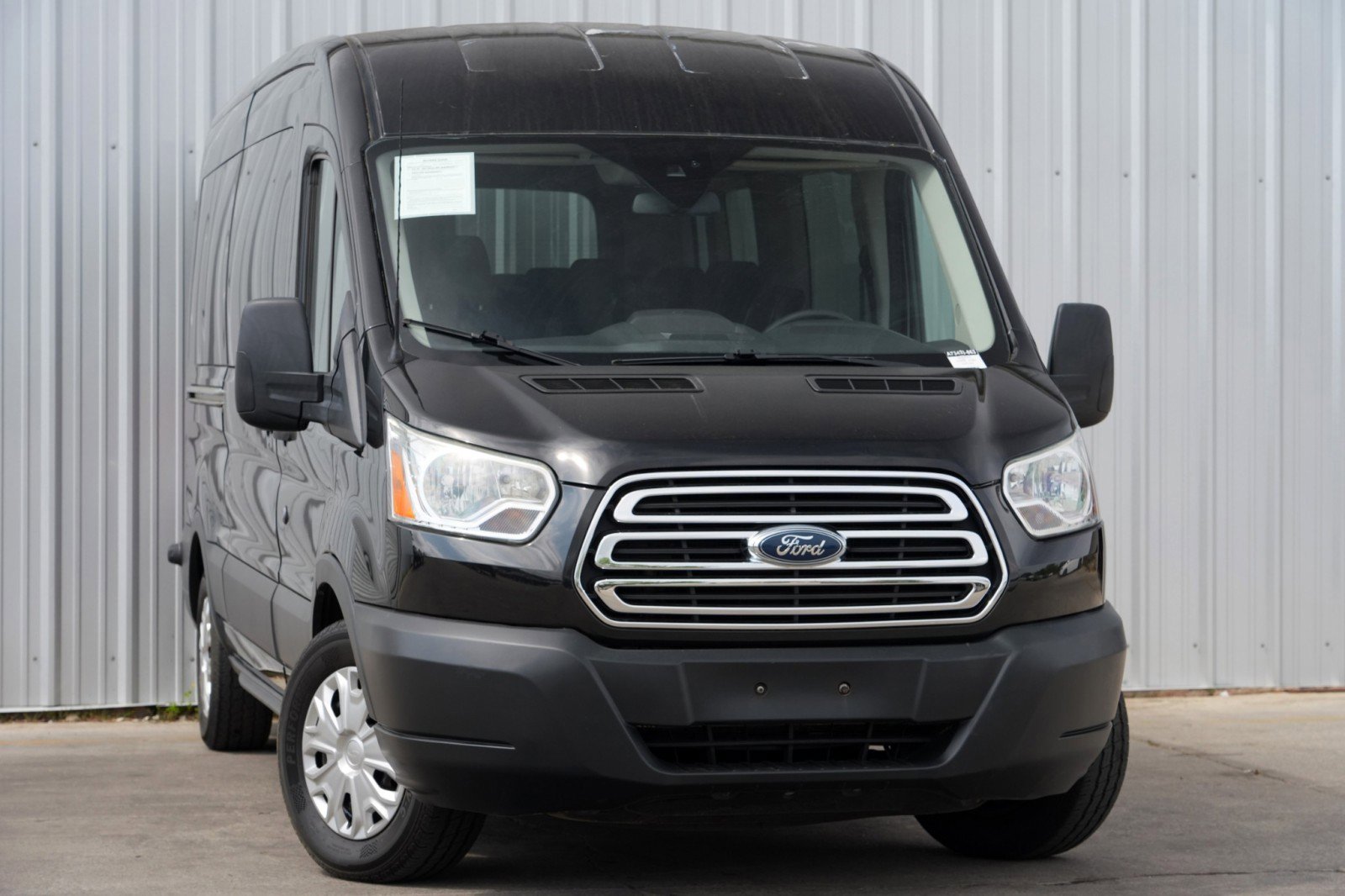 Used 2015 Ford Transit 350 XLT image 2