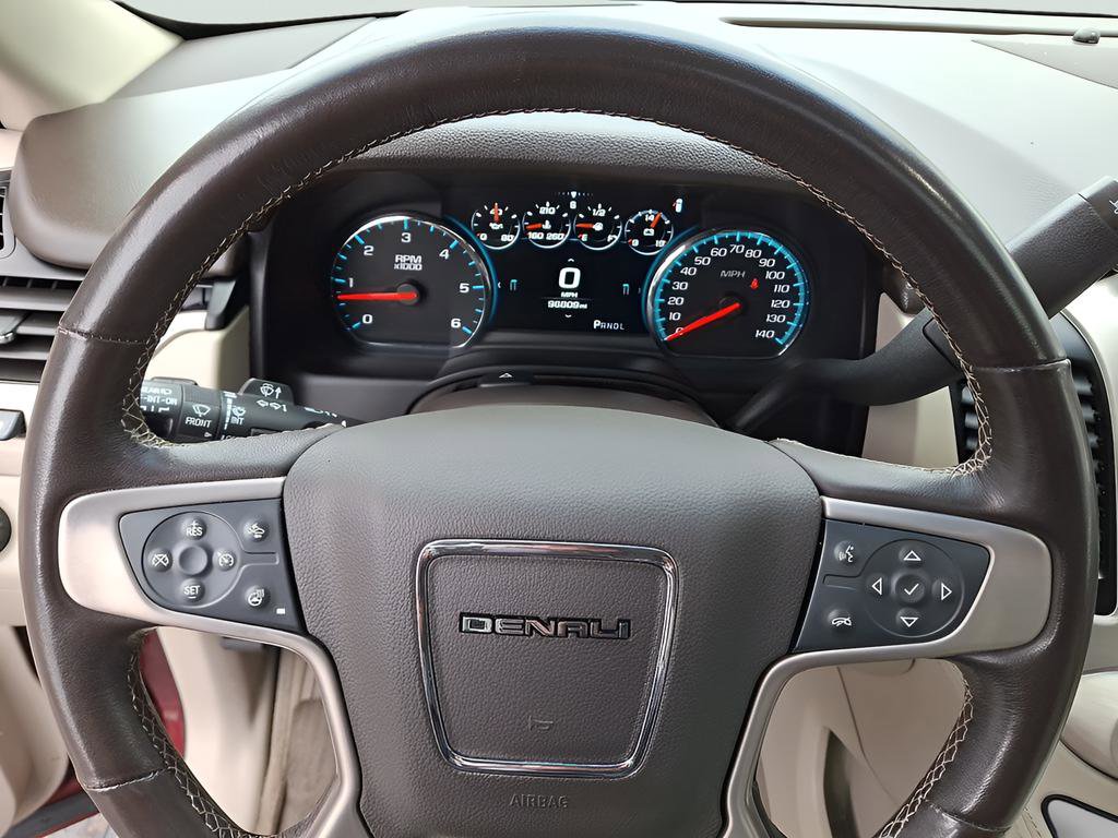 Used 2020 GMC Yukon XL Denali w/ Open Road Package image 21