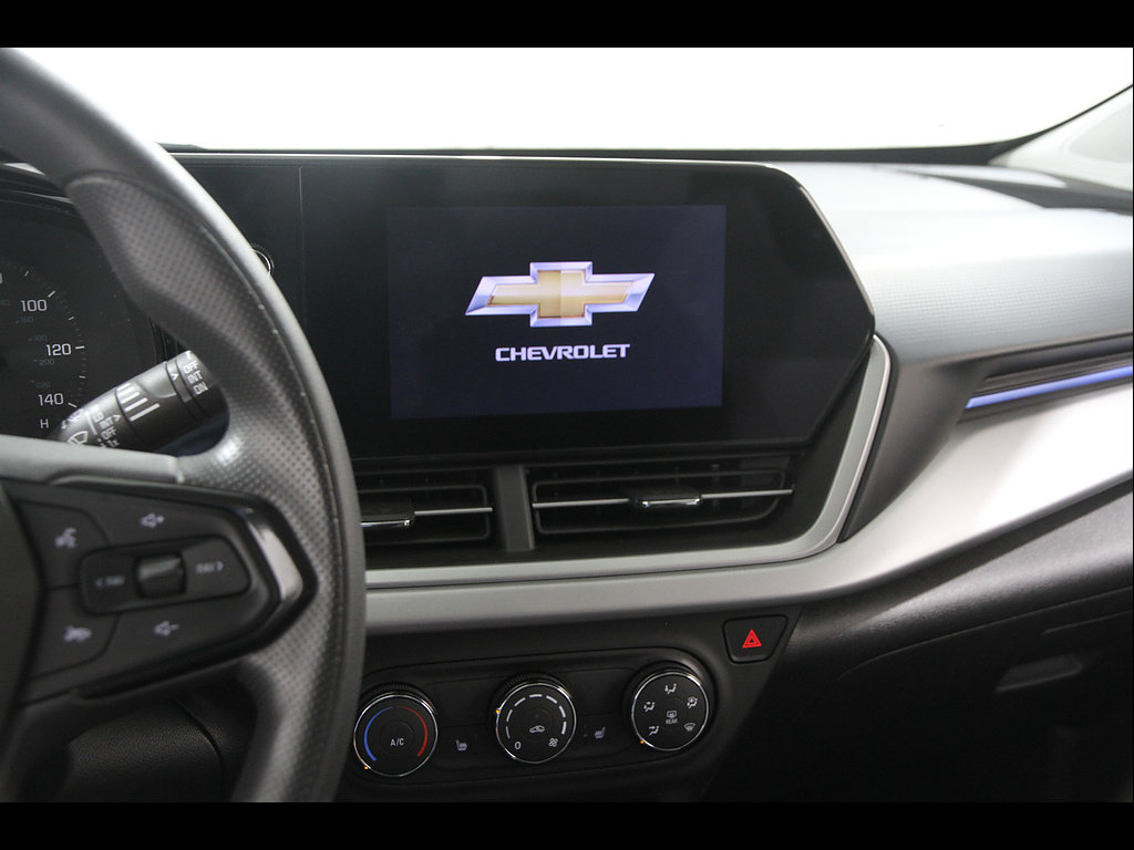 Certified 2024 Chevrolet Trax LS w/ LS Convenience Package FWD image 9