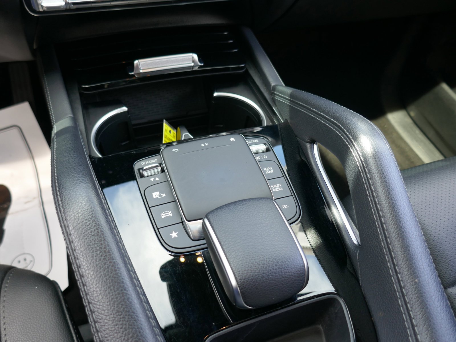 Used 2021 Mercedes-Benz GLE 350 4MATIC image 17