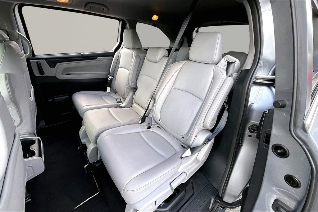 Used 2023 Honda Odyssey Touring image 18