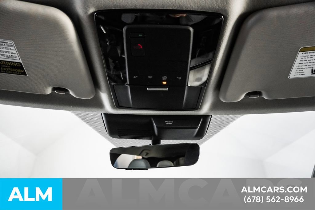 Used 2025 Mitsubishi Outlander SE image 56