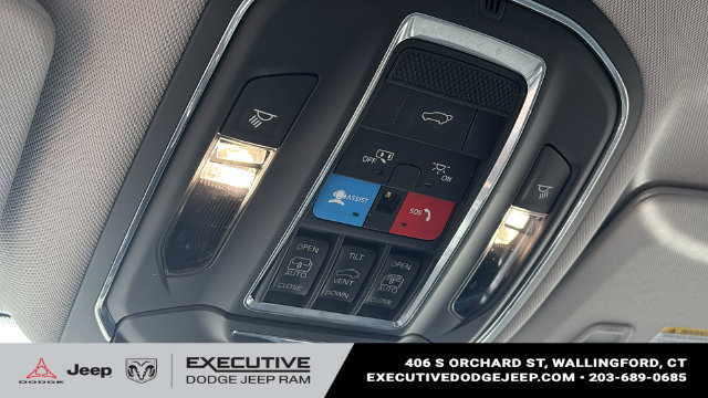 Used 2023 Jeep Grand Cherokee L Limited AWD/4WD image 21