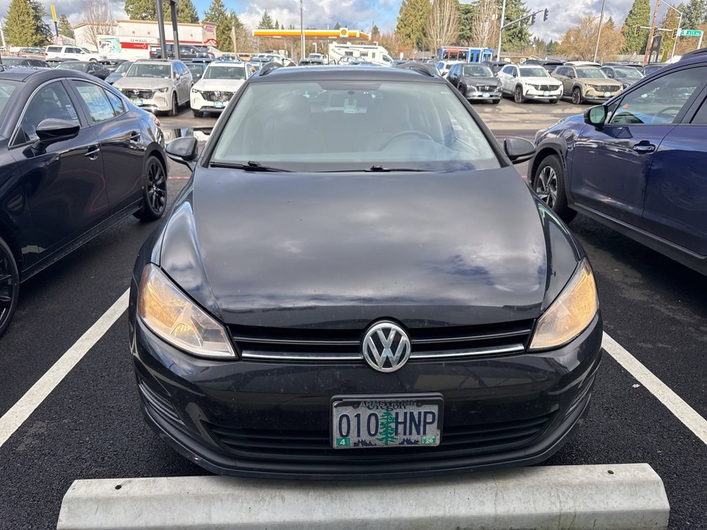 Used 2015 Volkswagen Golf S image 6