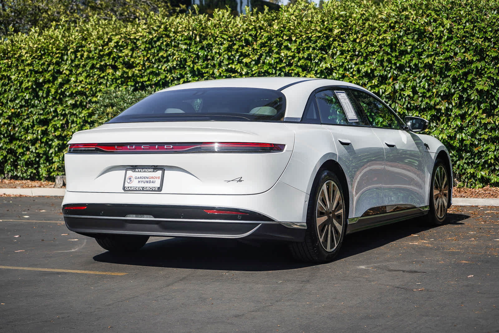 Used 2024 Lucid Air Pure RWD image 6