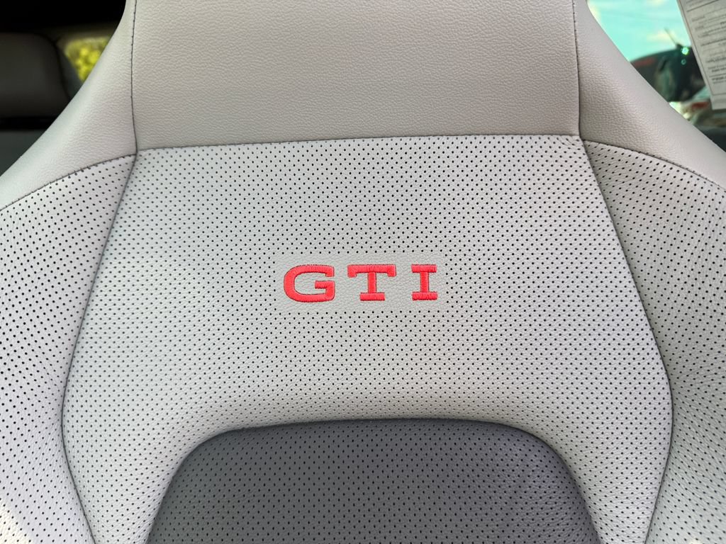 Used 2024 Volkswagen GTI Autobahn FWD image 20