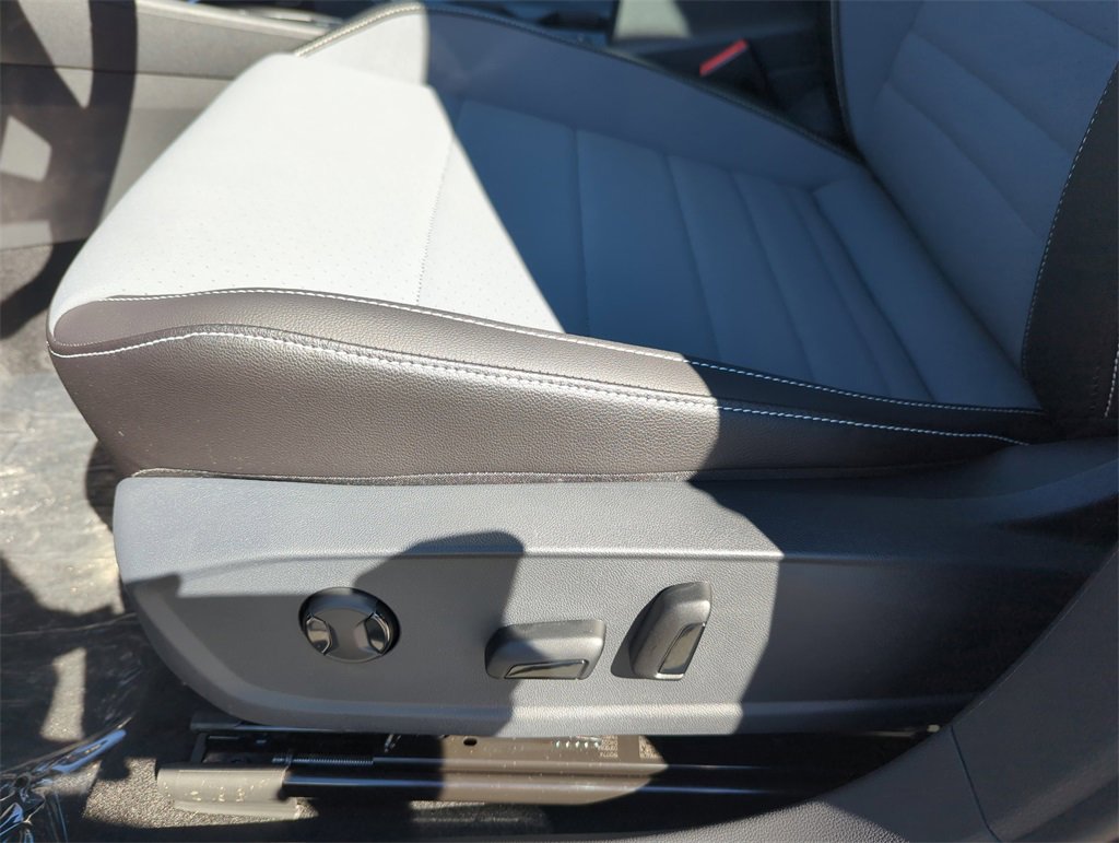 New 2026 Volkswagen Jetta SE image 29