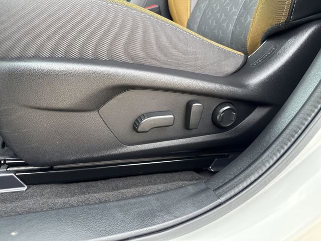 Used 2025 Subaru Crosstrek 2.5i Sport w/ Crosstrek Mirror Package image 19