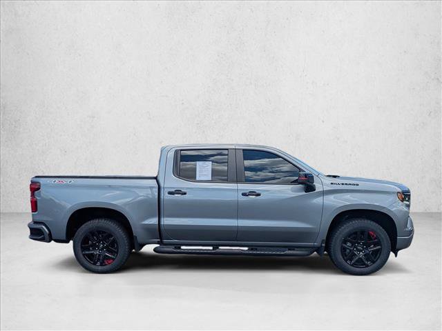 Used 2024 Chevrolet Silverado 1500 RST w/ Redline Edition AWD/4WD image 4