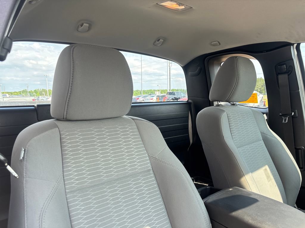 Used 2018 Toyota Tacoma SR RWD image 17