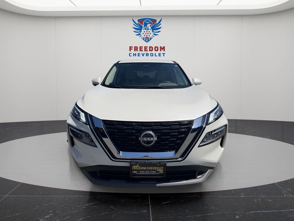 Used 2023 Nissan Rogue SV AWD/4WD image 9