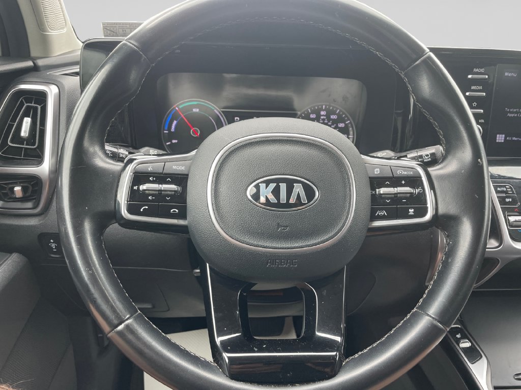 Used 2021 Kia Sorento EX FWD image 25