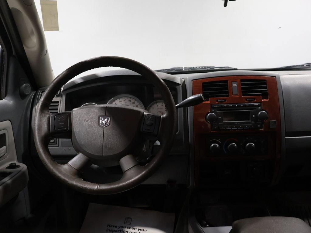 Used 2005 Dodge Dakota SLT image 16