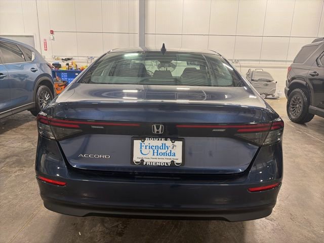 Used 2023 Honda Accord EX image 4