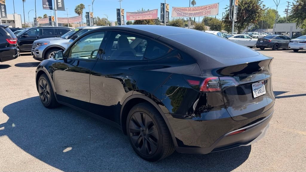Used 2025 Tesla Model Y Long Range AWD/4WD image 5