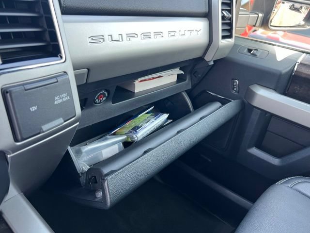 Certified 2022 Ford F350 Lariat w/ Chrome Package AWD/4WD image 18