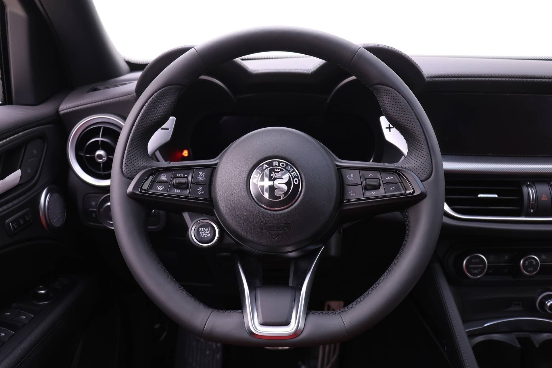 New 2026 Alfa Romeo Stelvio Sprint AWD/4WD image 15